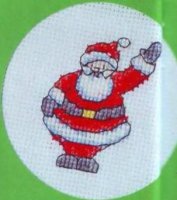 Санта с поднятой рукой