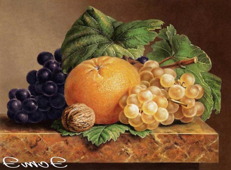 Натюрморт с апельсином и ягодами