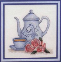 Чайник с букетом роз