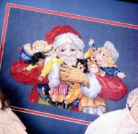 Санта с куклами