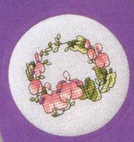 Схема вышивки крестом: Венок из розовых цветов