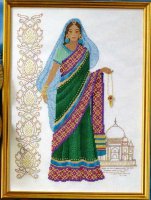 Индийская девушка в сари