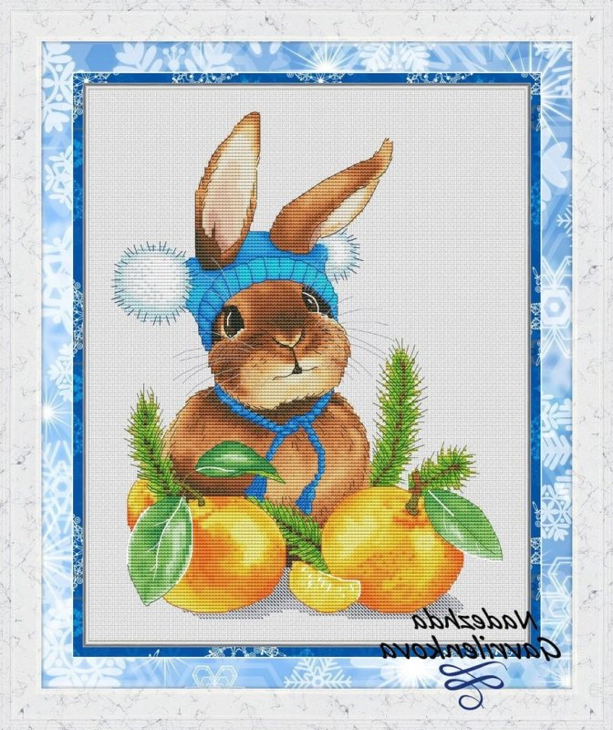 Новогодний кролик и мандарины