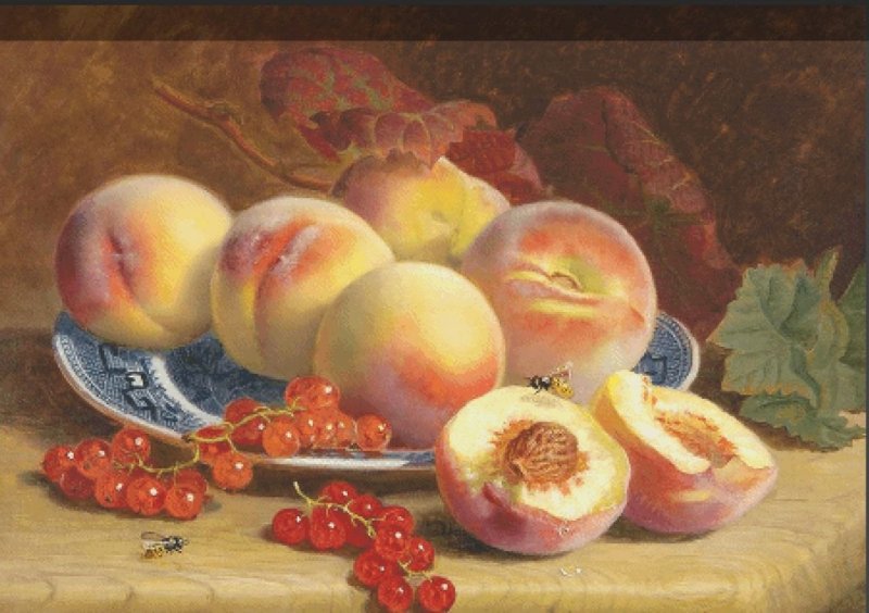 Персики с ягодами
